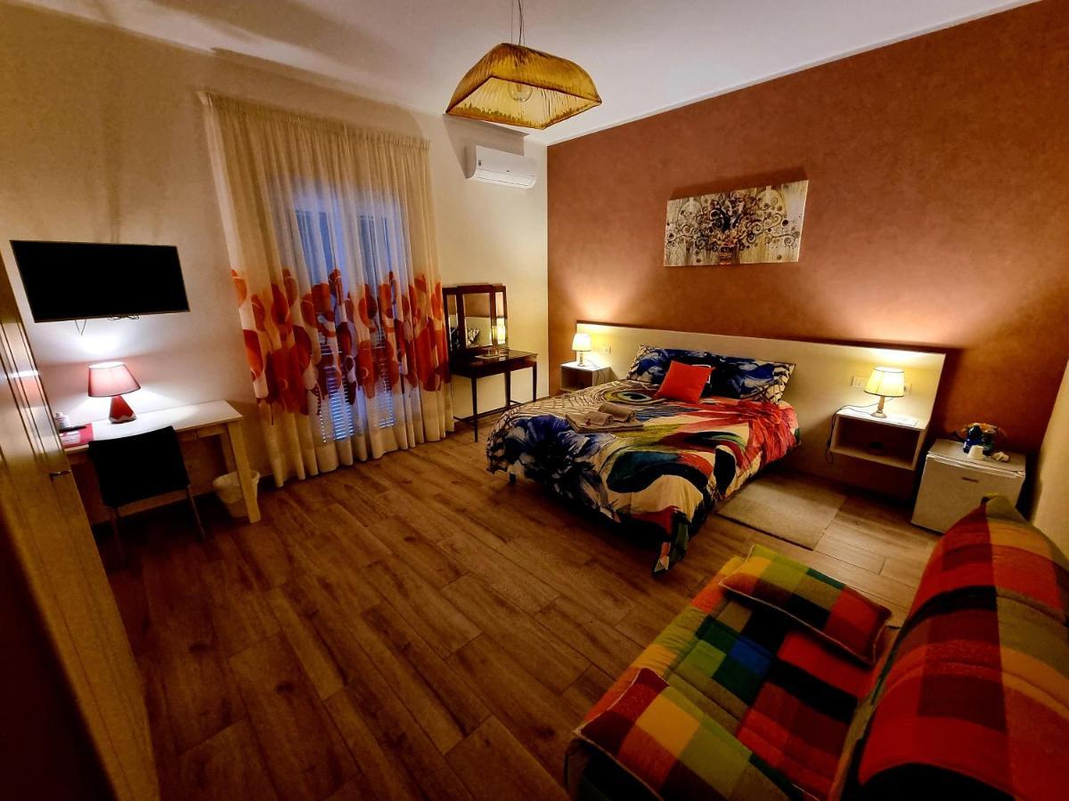 Il Casale Nel Parco Guesthouse Рим Экстерьер фото
