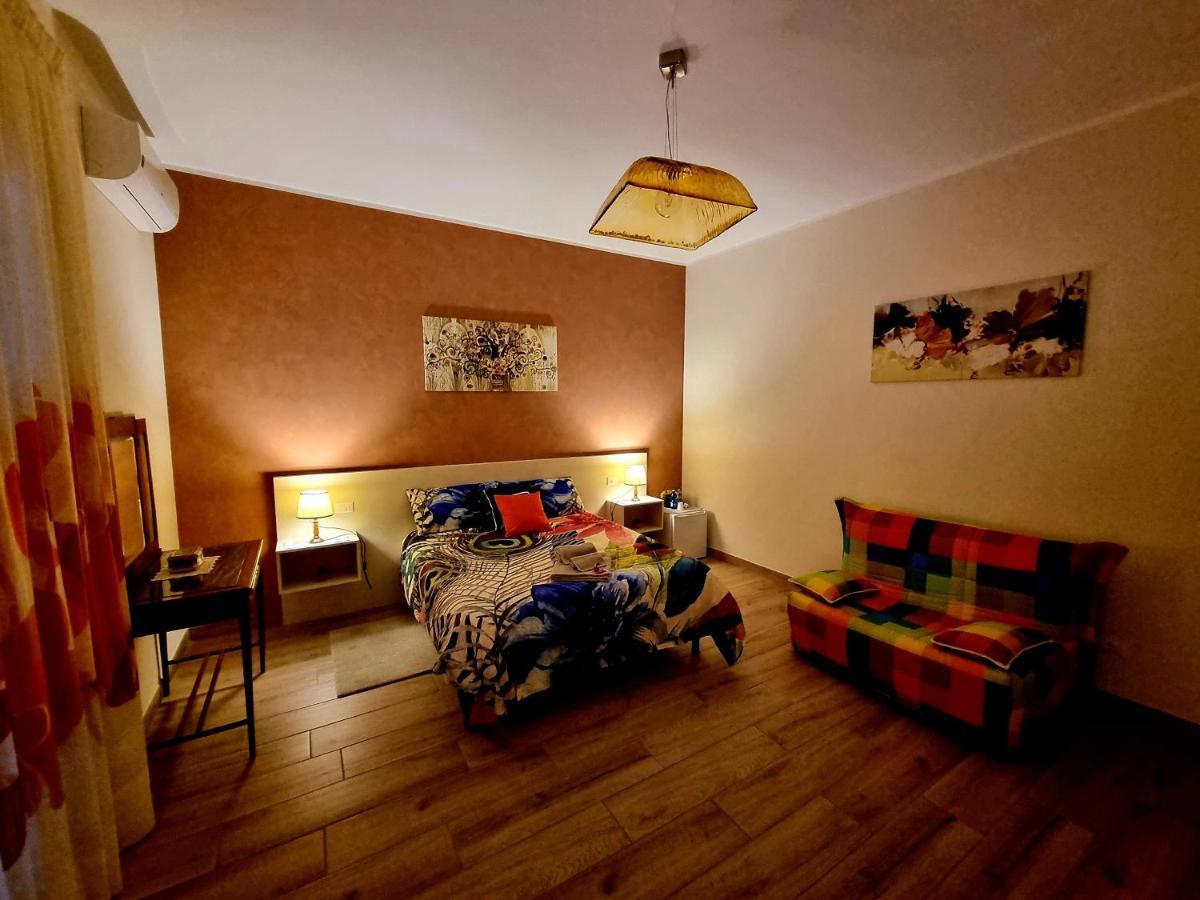 Il Casale Nel Parco Guesthouse Рим Экстерьер фото