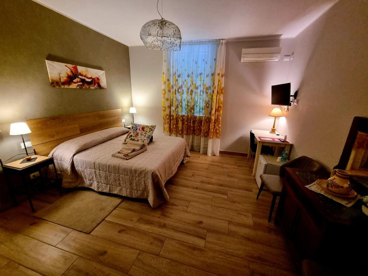 Il Casale Nel Parco Guesthouse Рим Экстерьер фото